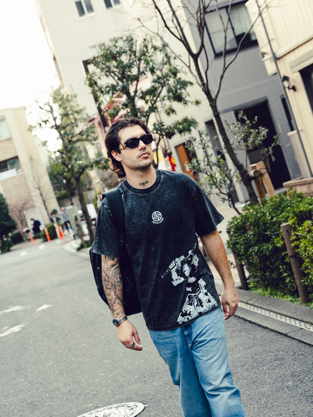 ROGUE HUNTER VINTAGE TEE