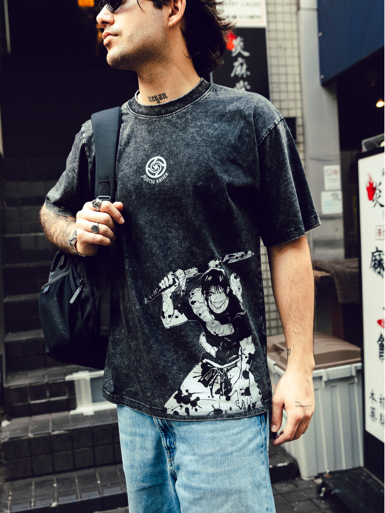 ROGUE HUNTER VINTAGE TEE