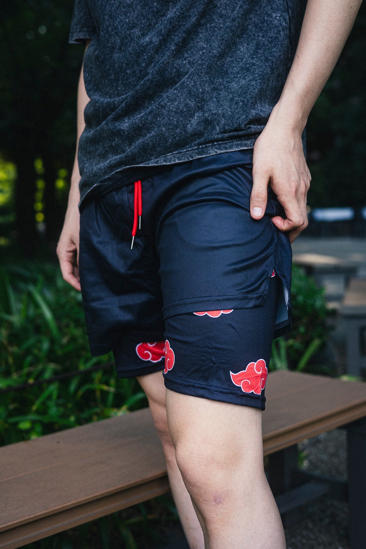 CLOUDS PERFORMANCE SHORTS